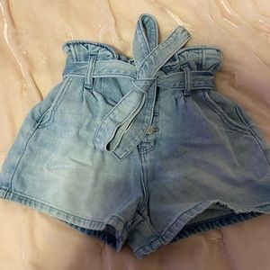 american eagle AE high waist paper bag mom shorts baggy shorts